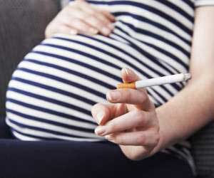عوارض سیگار کشیدن در بارداری