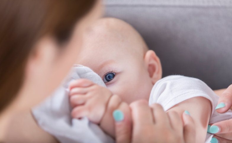 مدت زمان شیر خوردن نوزاد در هر وعده