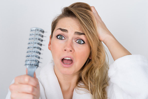 علت ریزش مو در بارداری