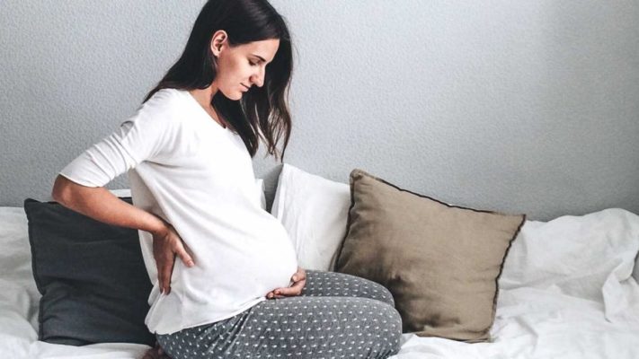 طرز صحیح نشستن در بارداری