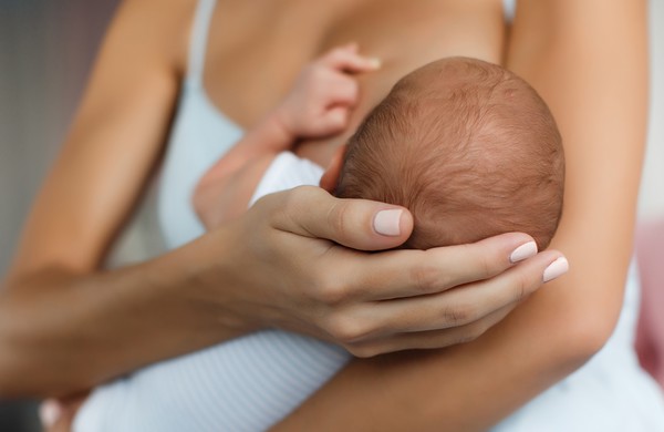 آیا هپاتیت سی از طریق شیردهی به نوزاد منتقل می شود؟