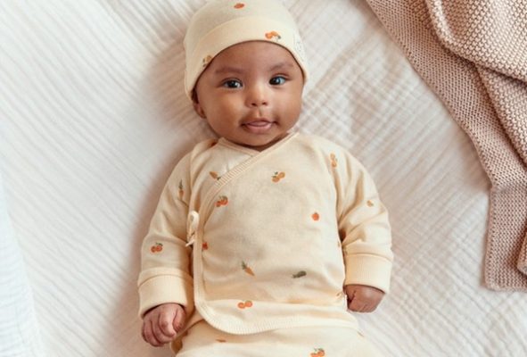 چه لباس هایی برای نوزاد در فصل بهار خوبه؟